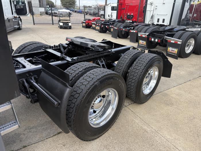 2021 Peterbilt 579-35