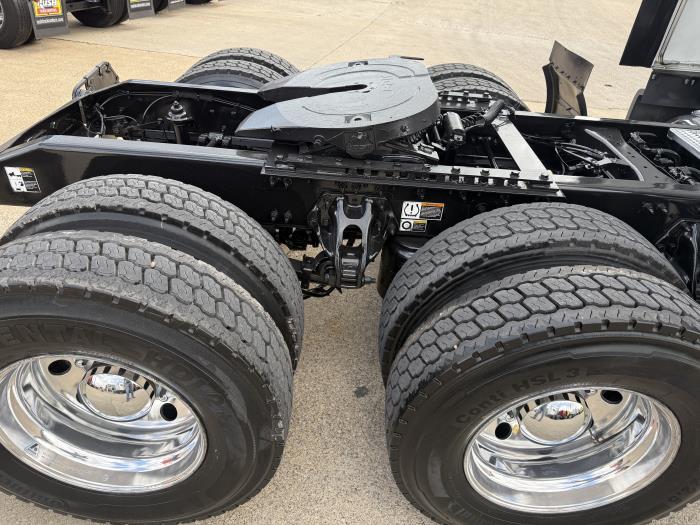 2021 Peterbilt 579-37