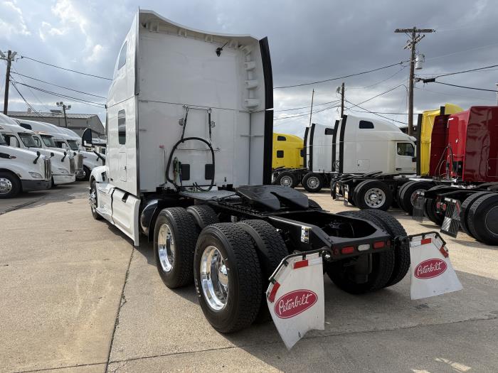 2024 Peterbilt 579-32