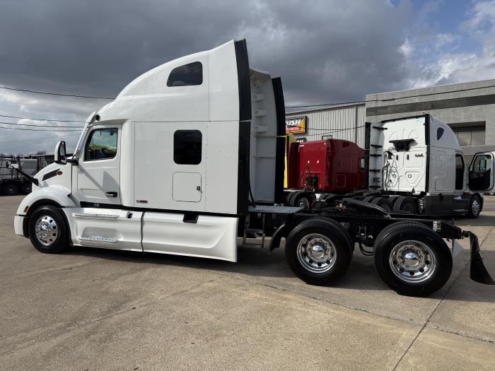 2024 Peterbilt 579-34