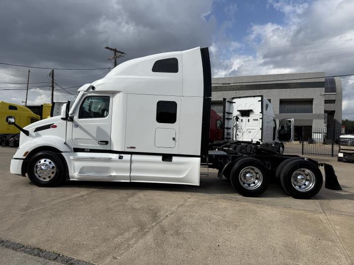 2024 Peterbilt 579-35