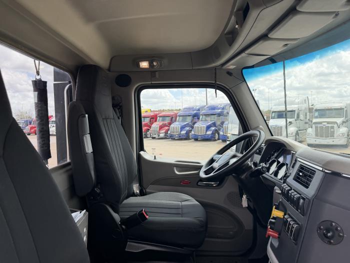 2021 Peterbilt 579-22