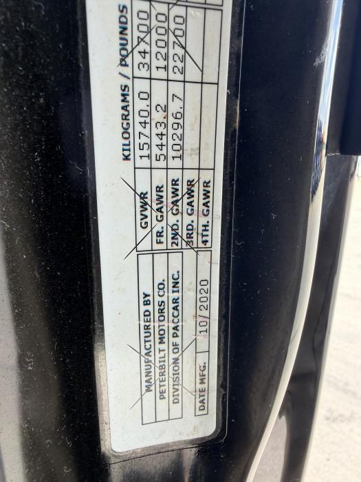 2021 Peterbilt 579-25