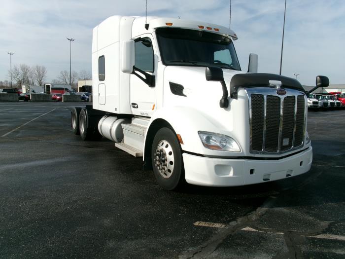 2022 Peterbilt 579-3