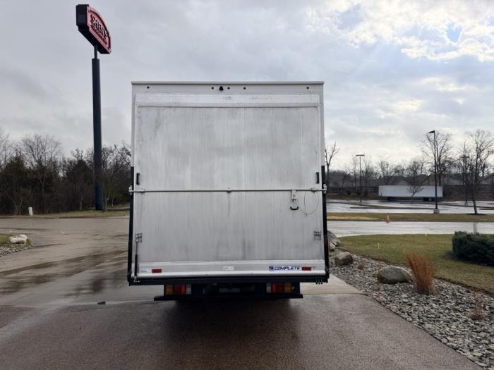 2025 Isuzu NPR-HD-15