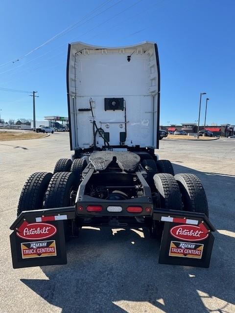 2022 Peterbilt 579-4