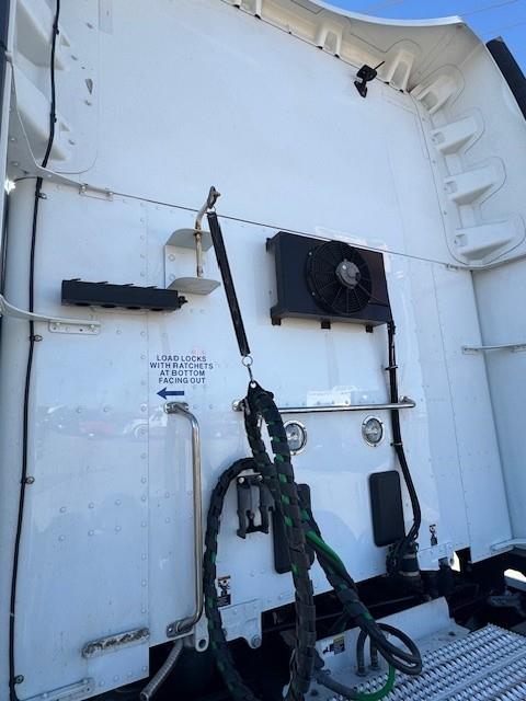 2022 Peterbilt 579-10