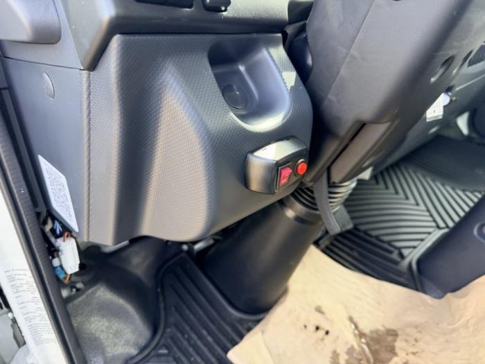 2026 Isuzu NPR-HD-18