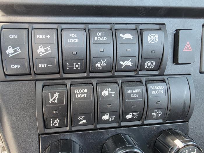 2026 International RH613-8