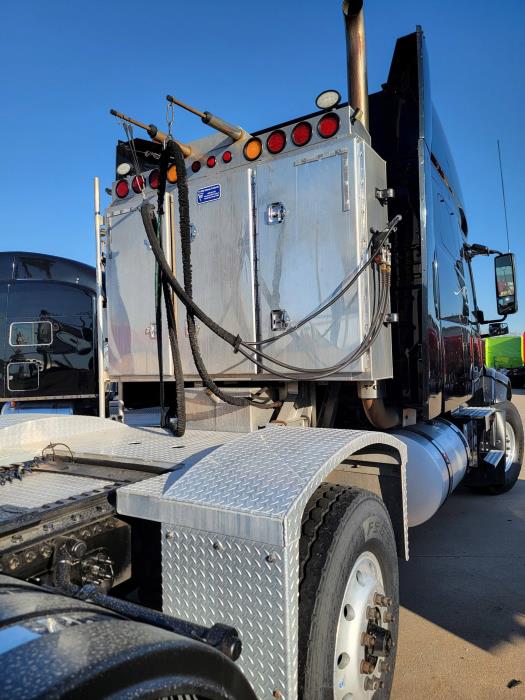 2021 Volvo VNL84T740-30