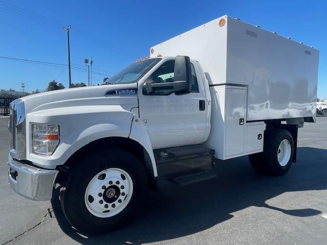 2025 Ford F-650-1