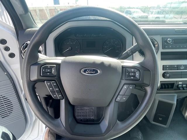 2025 Ford F-650-15