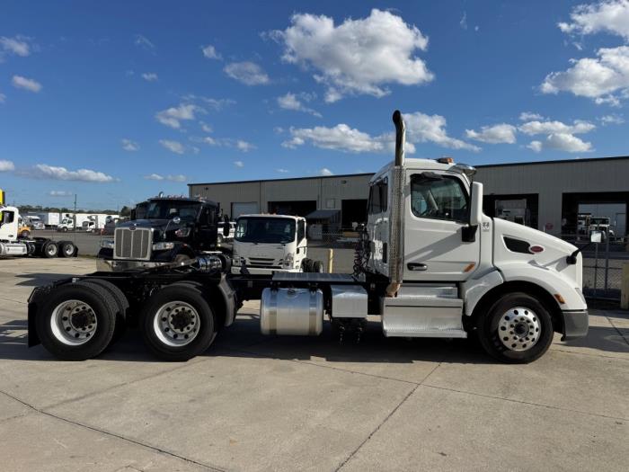 2020 Peterbilt 579-3