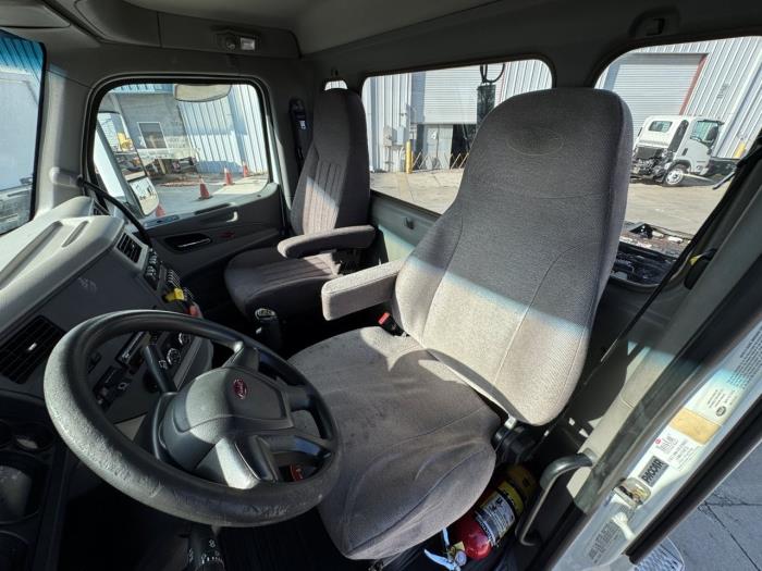 2020 Peterbilt 579-16