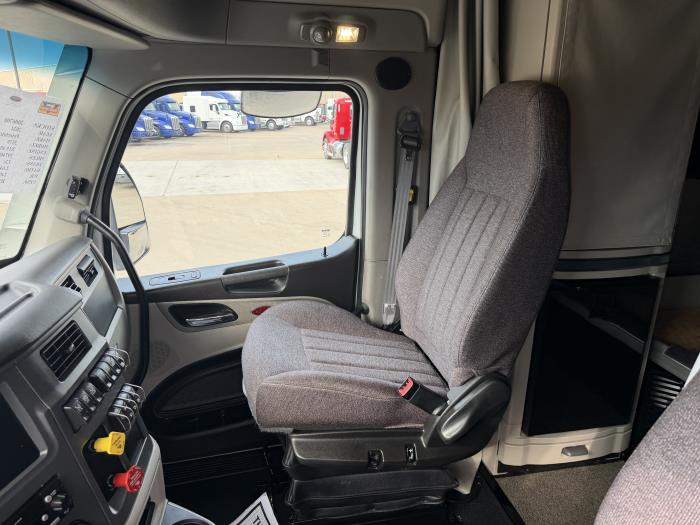 2024 Peterbilt 579-25