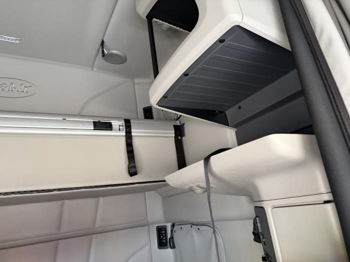 2024 Peterbilt 579-30