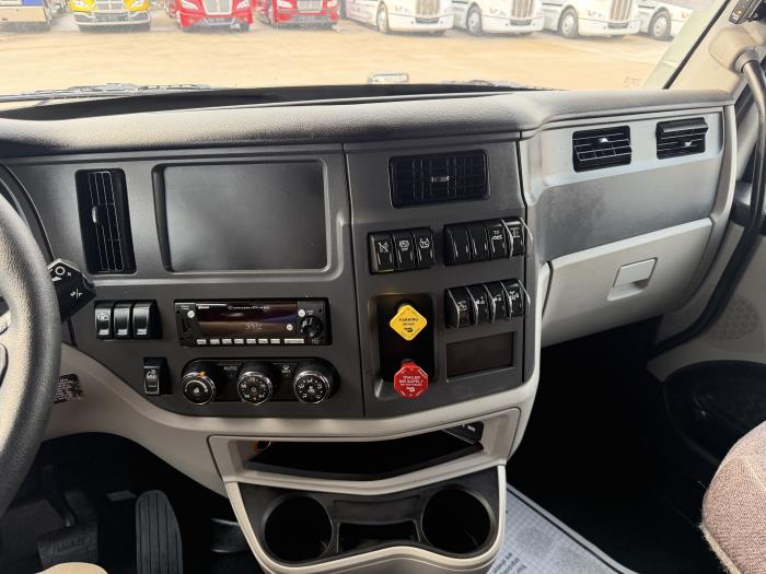 2024 Peterbilt 579-37