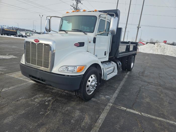 2021 Peterbilt 337-5