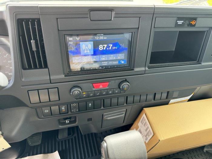 2026 Isuzu NPR - image 7