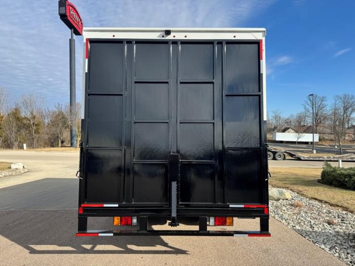 2026 Isuzu NPR - image 11