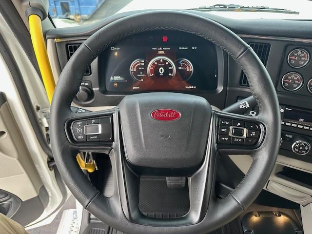 2027 Peterbilt 589-14