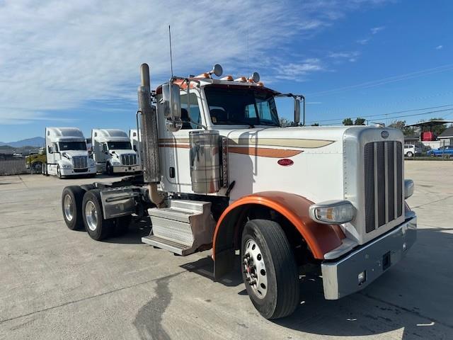 2020 Peterbilt 579-14