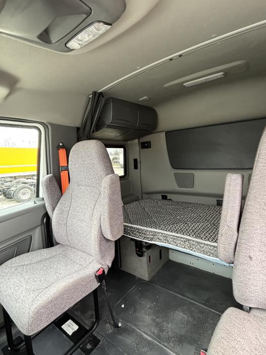 2025 International LT625-3