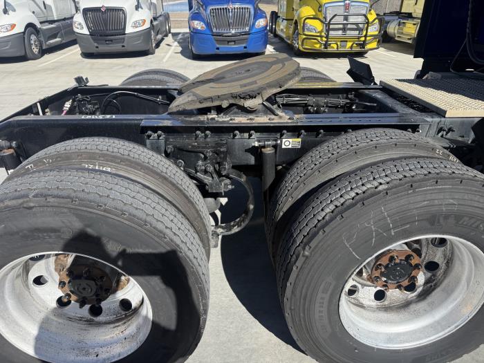 2022 Peterbilt 579-15