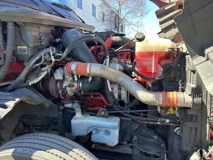 2019 International LT625-19