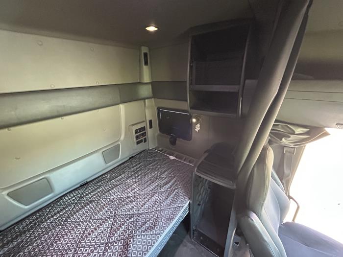 2019 International LT625-17