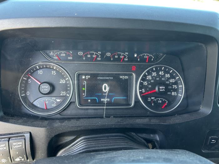 2019 International LT625-13