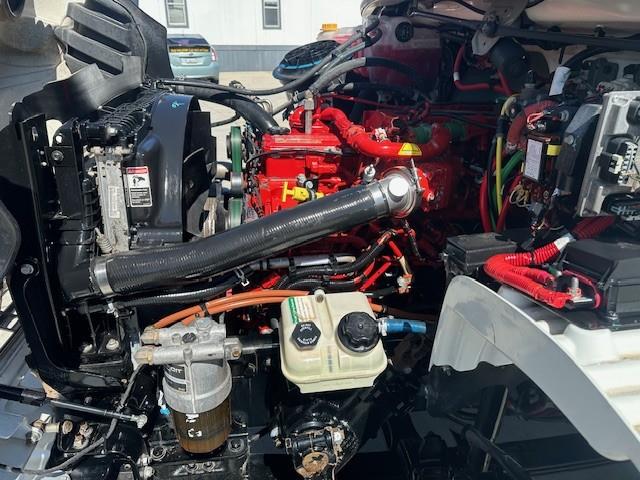 2019 Freightliner Business Class M2 106-20