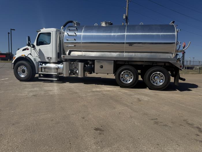 2026 Peterbilt 548-6