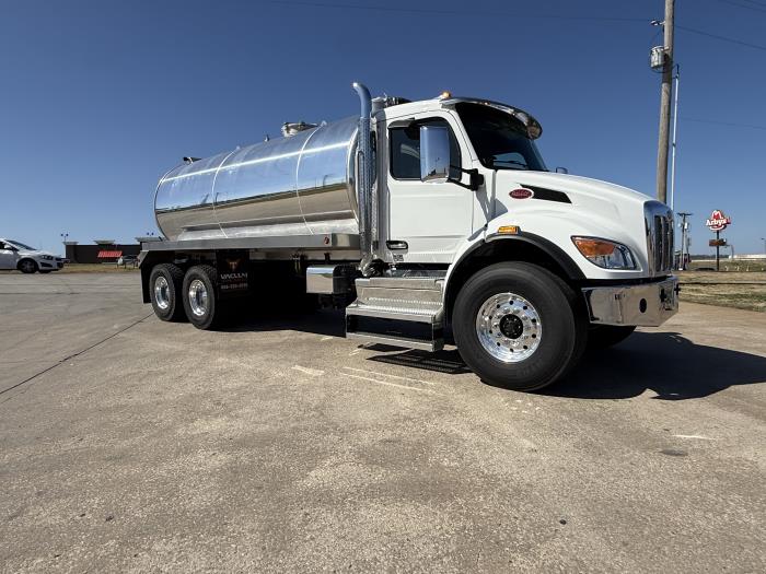 2026 Peterbilt 548-12