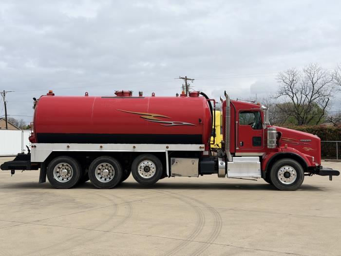2012 Kenworth T800-4