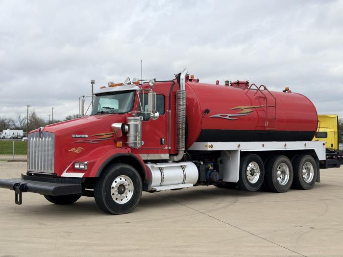 2012 Kenworth T800-9
