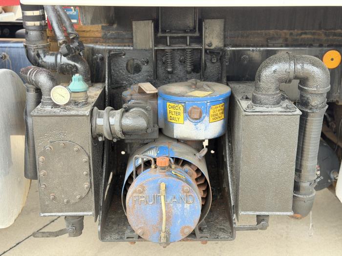 2012 Kenworth T800-12