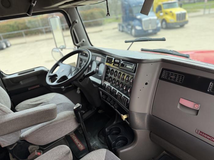 2012 Kenworth T800-30