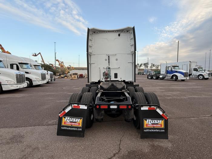 2024 Peterbilt 579-4