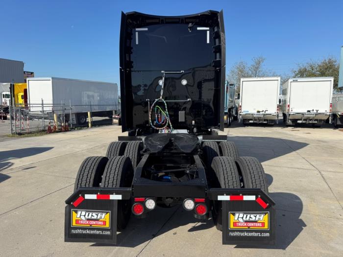 2027 Peterbilt 579-6