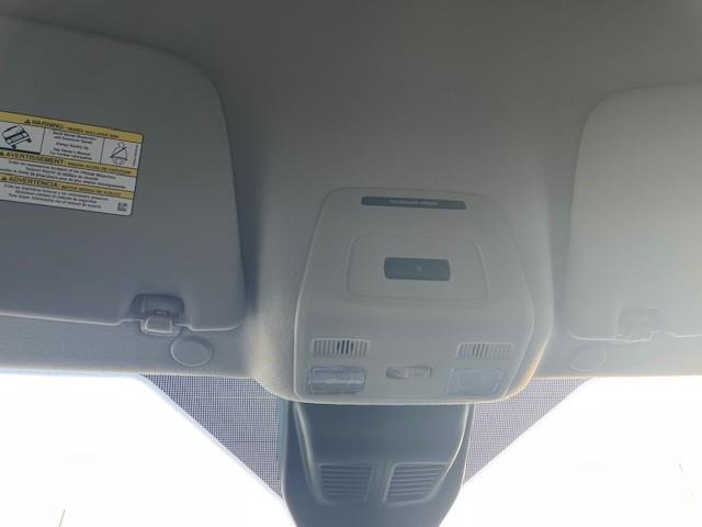 2026 Ford Transit-250-10