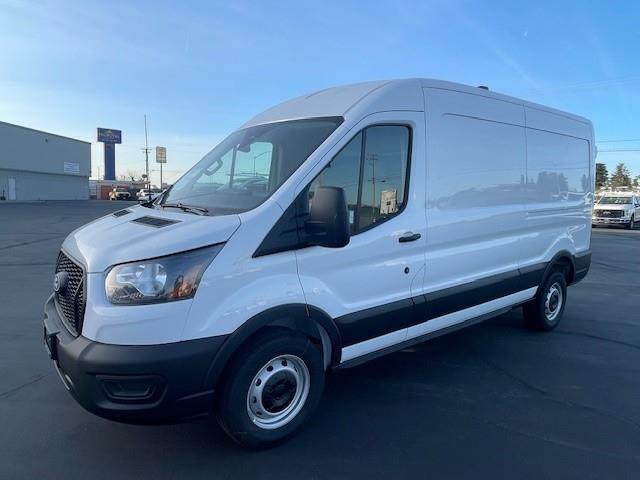 2026 Ford Transit-250-1