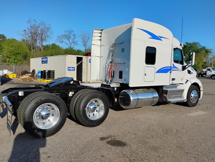 2022 Peterbilt 579-5