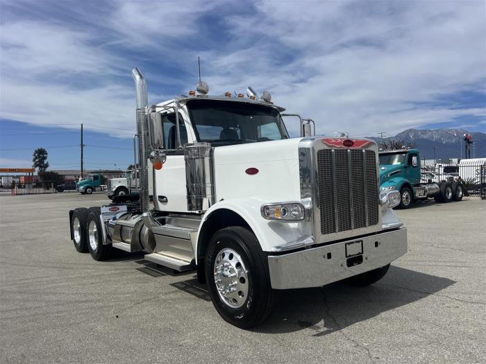 2027 Peterbilt 589-3