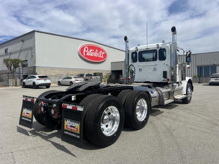2027 Peterbilt 589-7