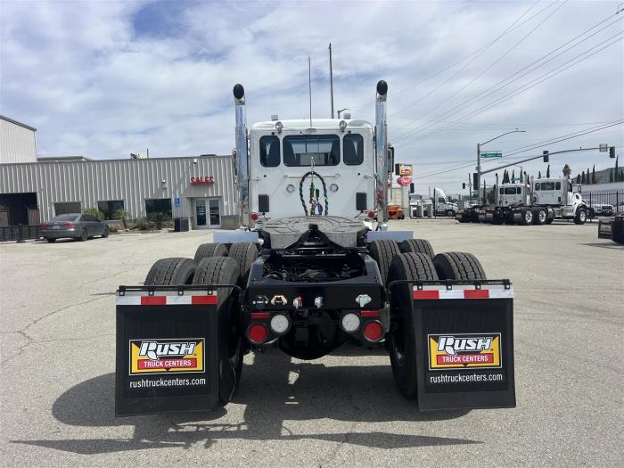 2027 Peterbilt 589-8