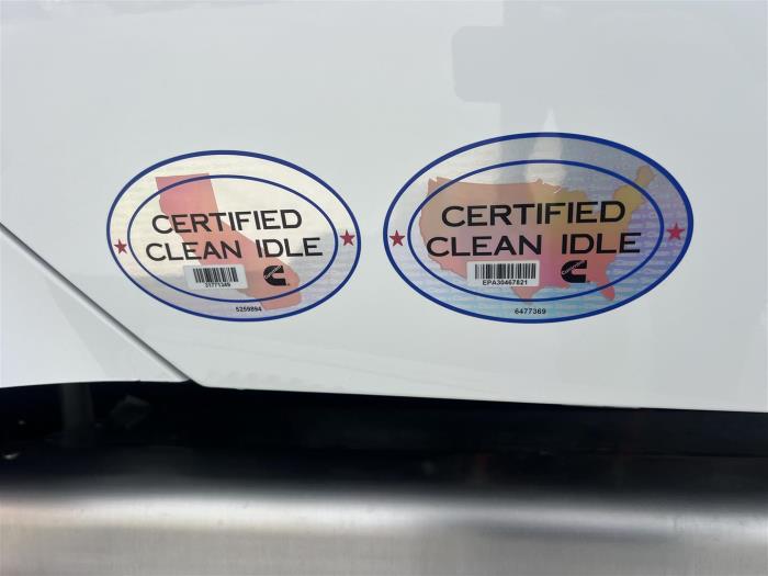 2027 Peterbilt 589-13