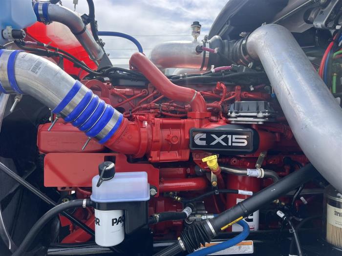 2027 Peterbilt 589-15