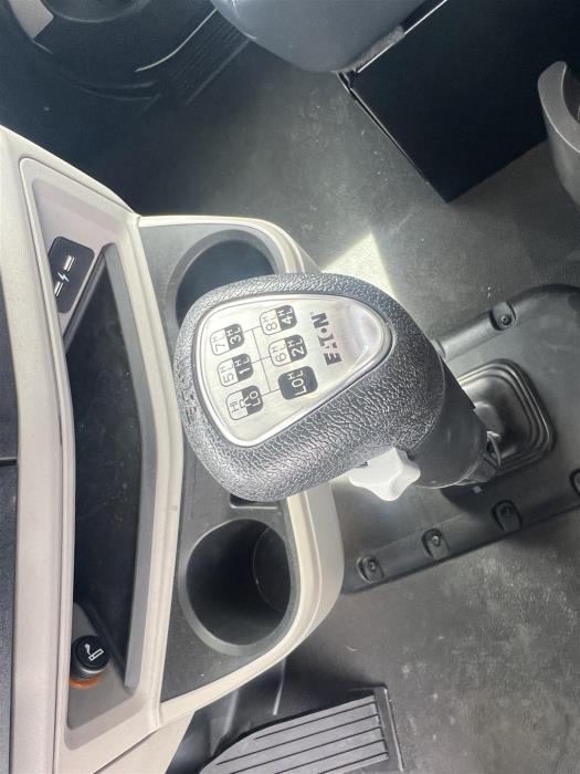 2027 Peterbilt 589-23