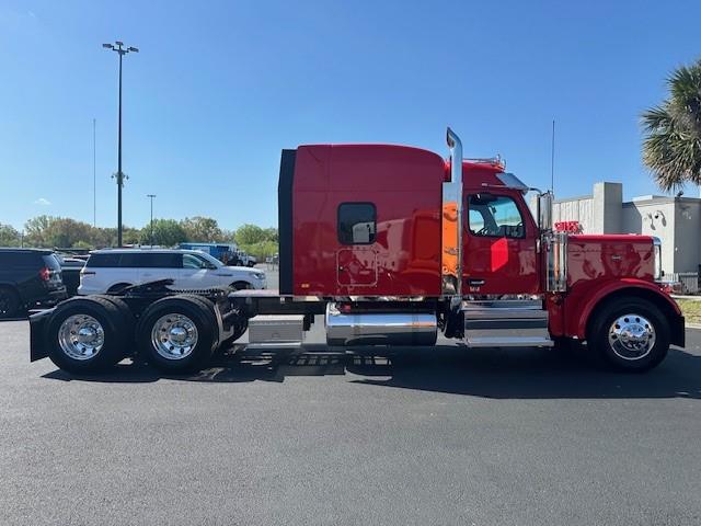 2027 Peterbilt - image 7
